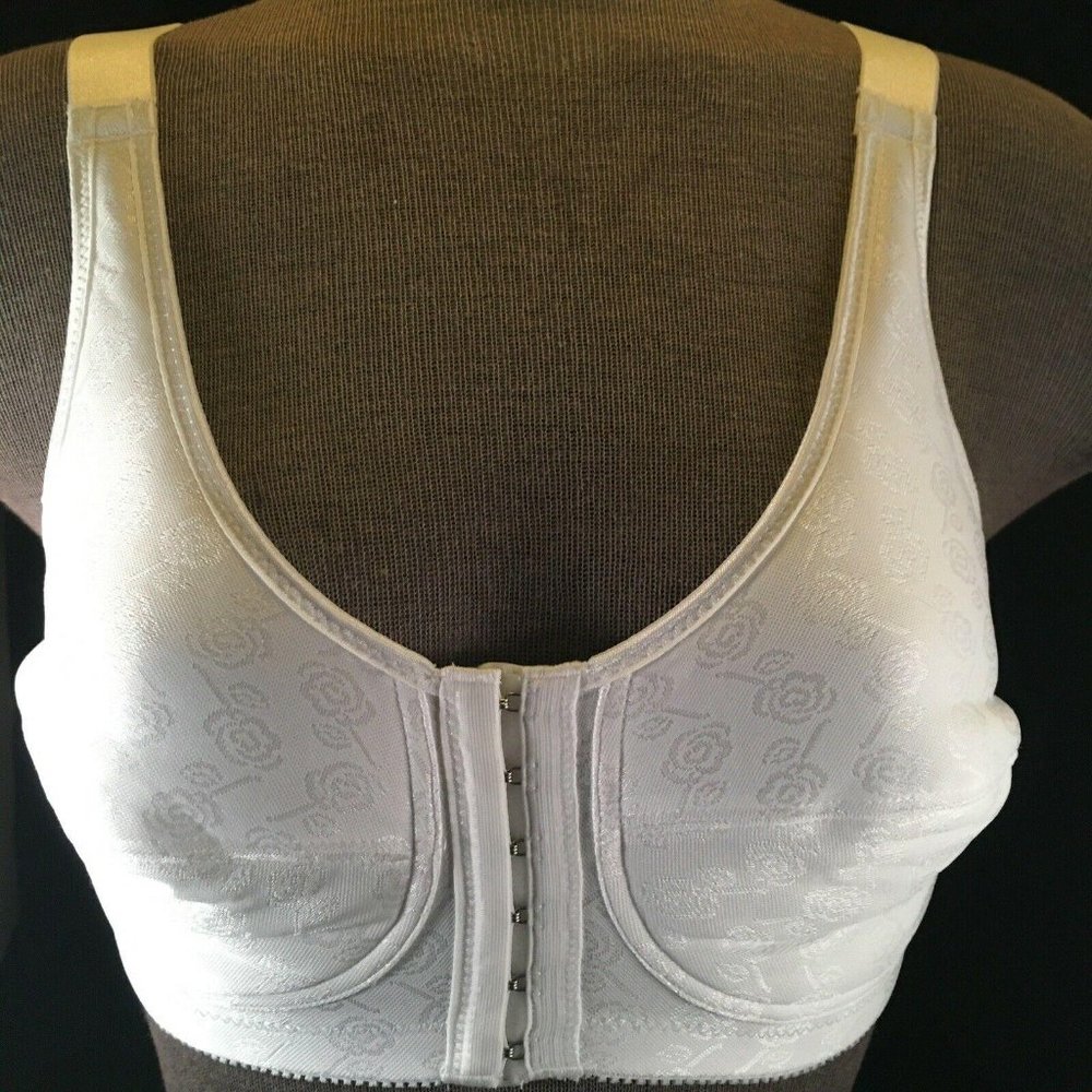 NWOT ABC #133 American Breast Care Bra